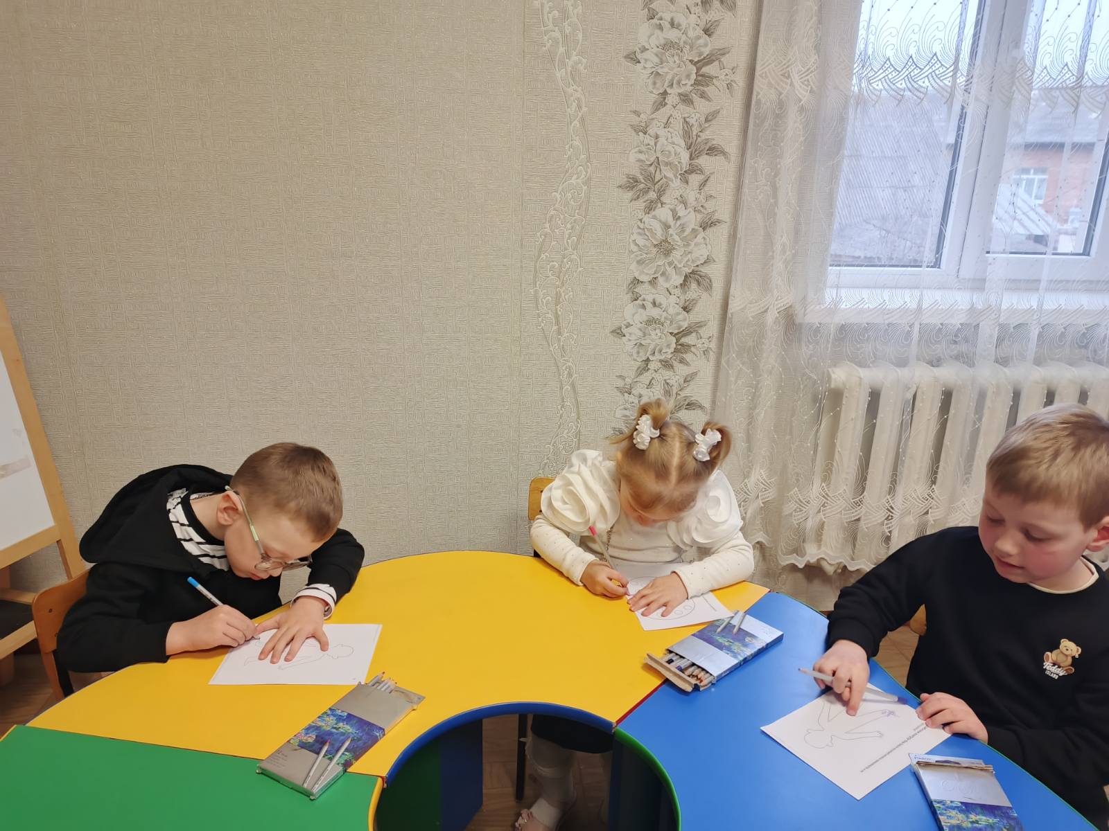 Фото без опису