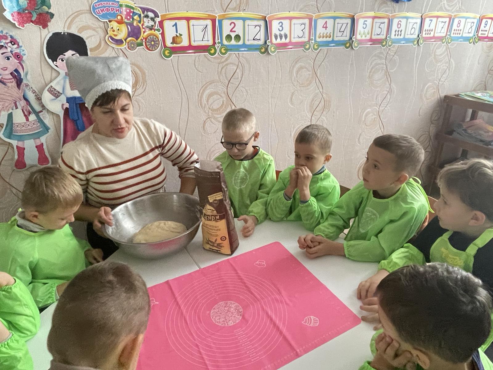 Фото без опису