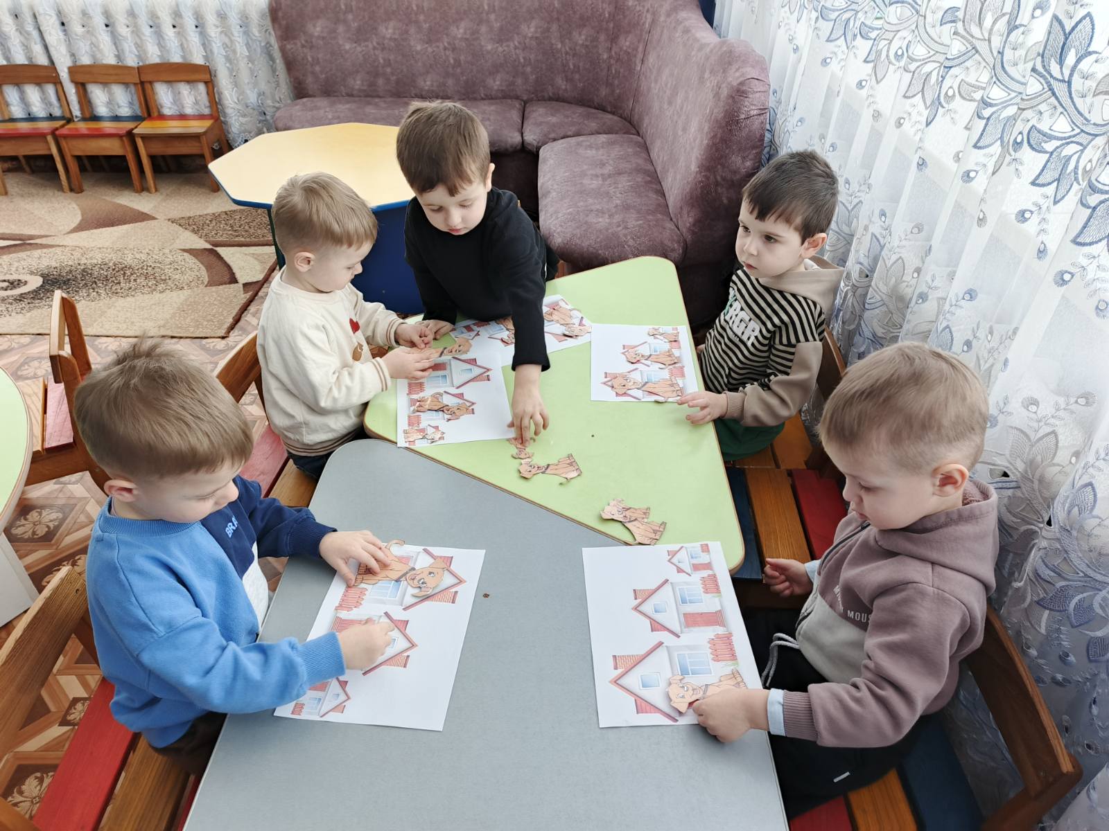 Фото без опису