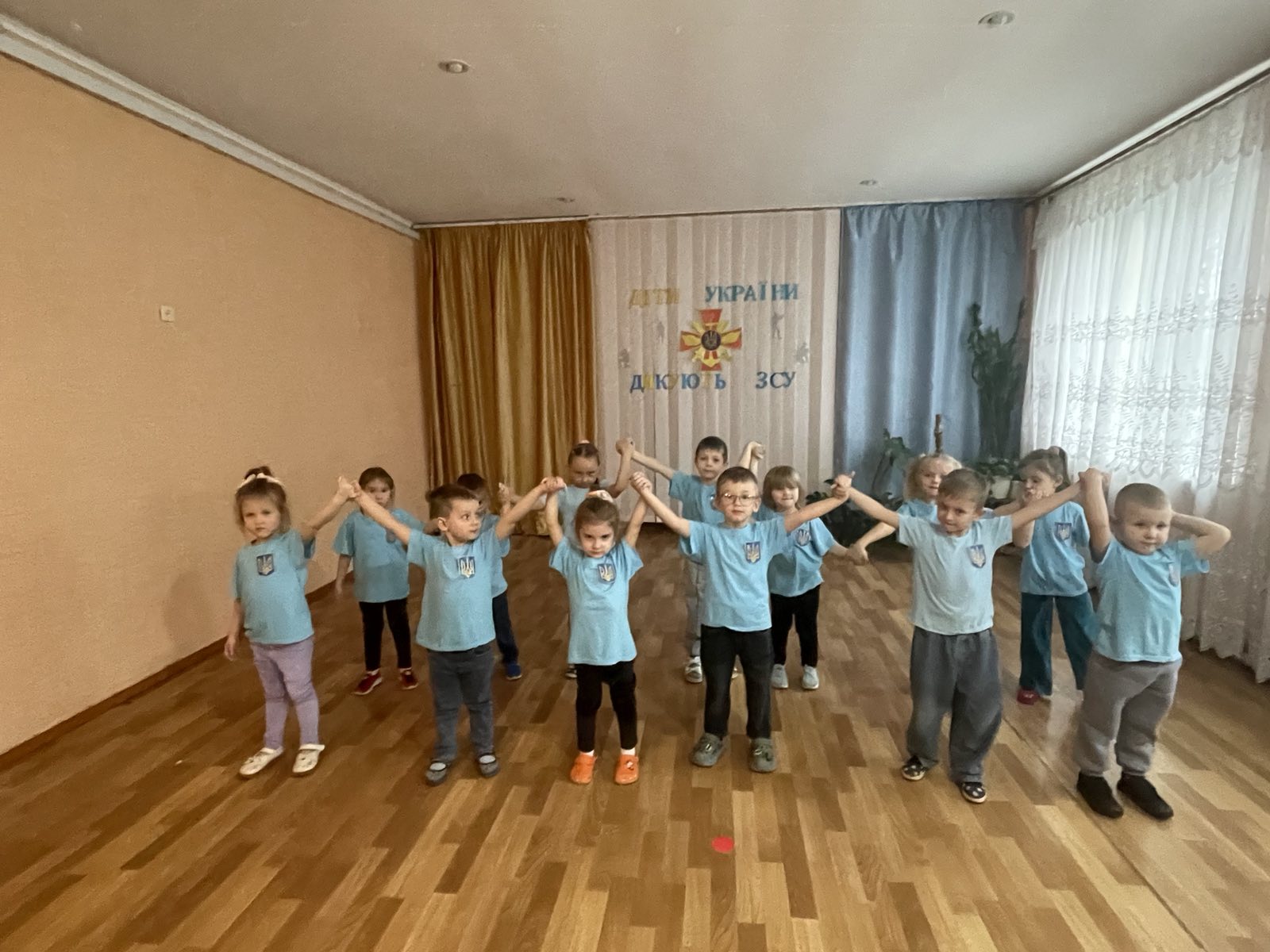Фото без опису