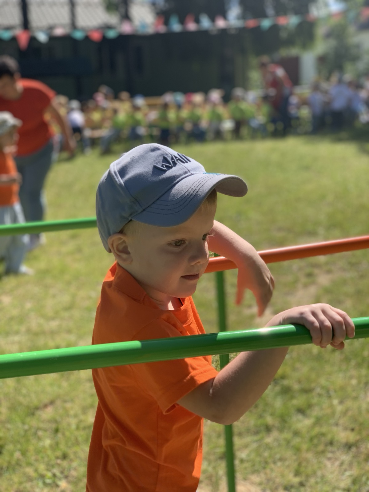 Фото без опису