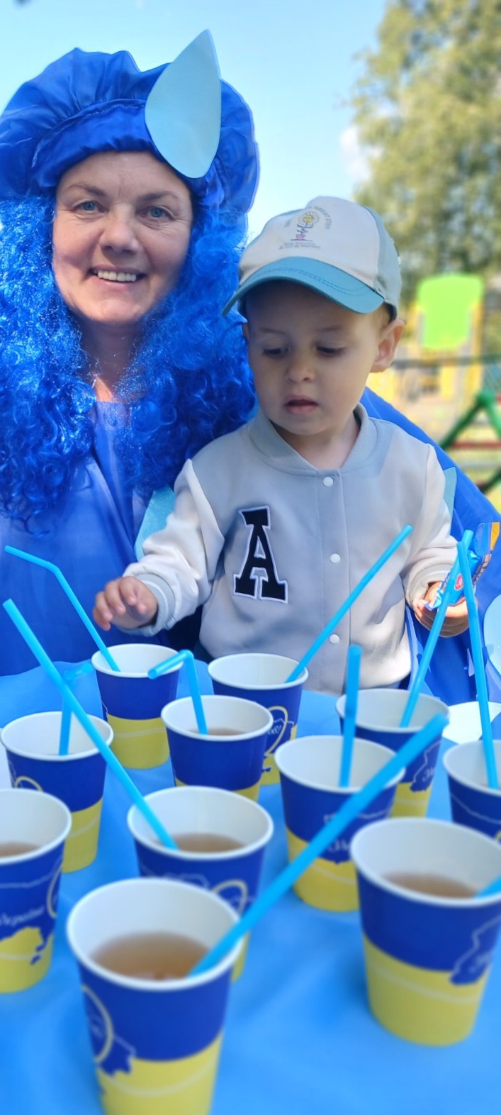 Фото без опису