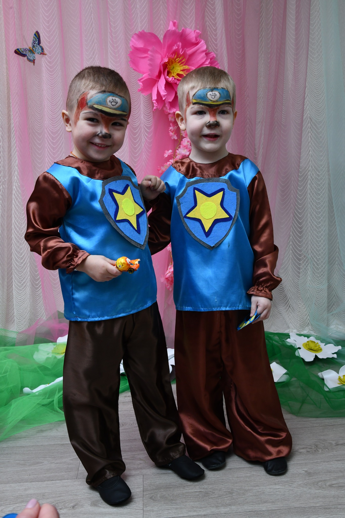 Фото без опису