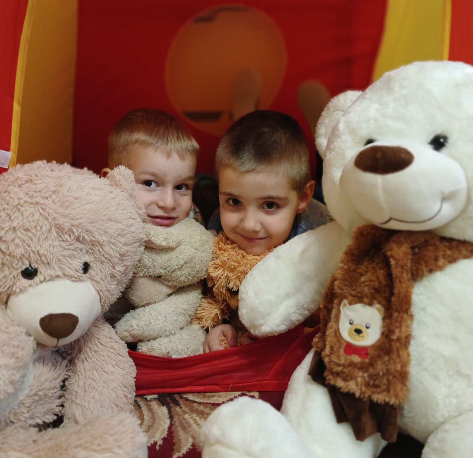 Фото без опису