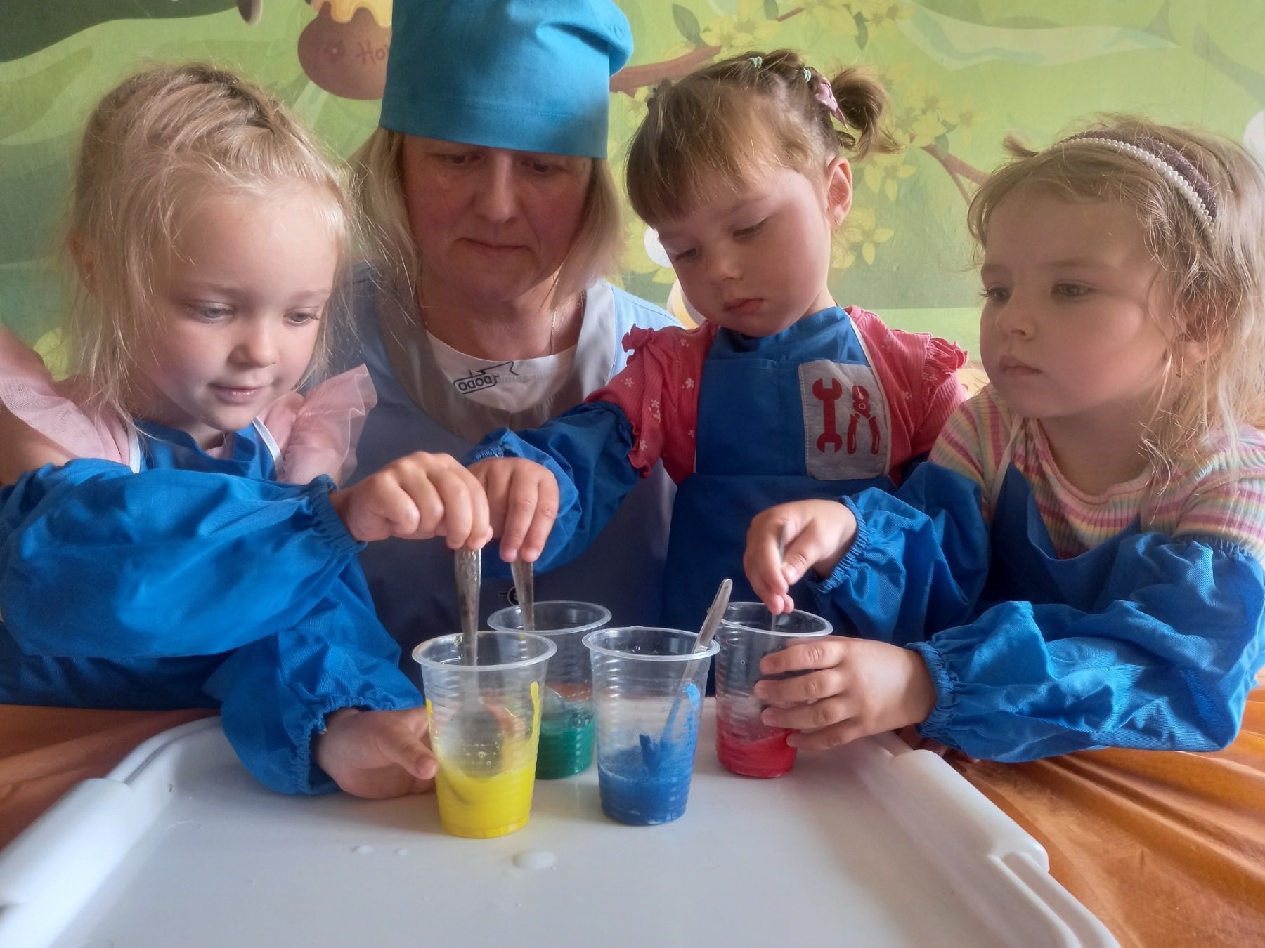 Фото без опису