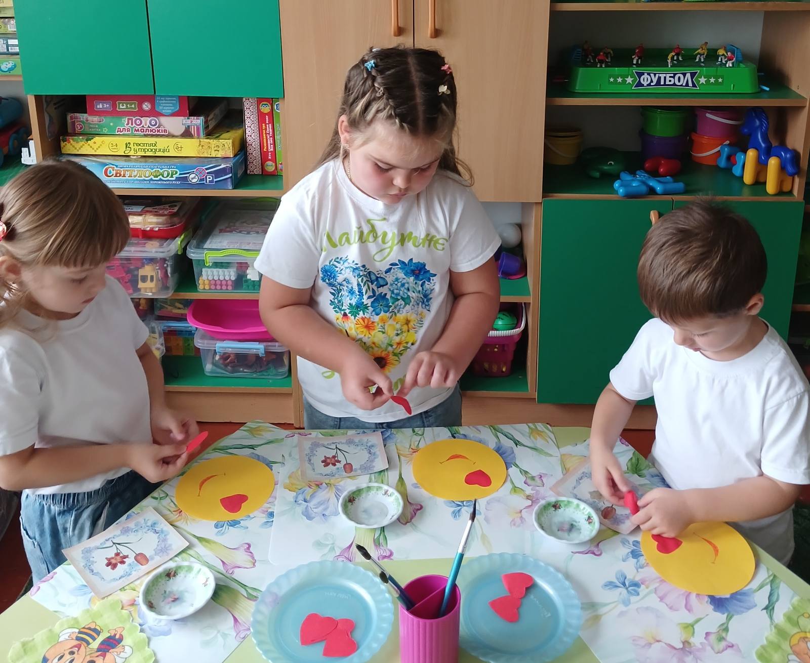 Фото без опису