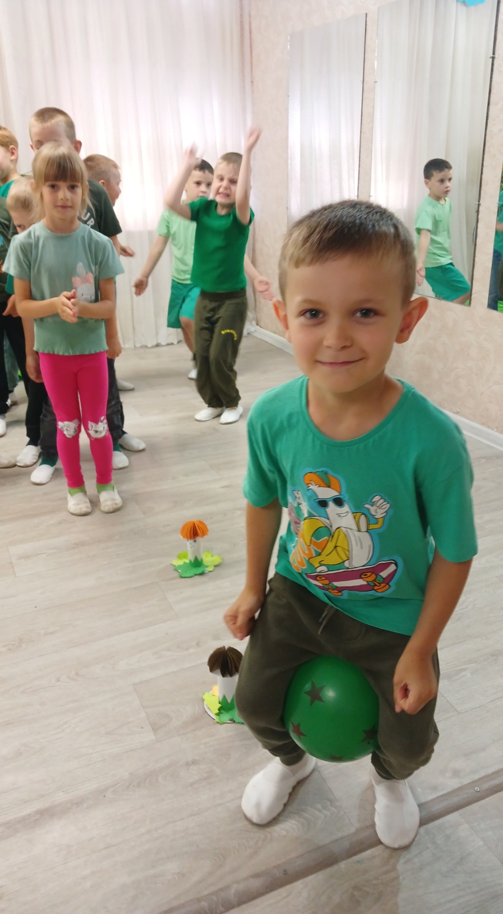 Фото без опису