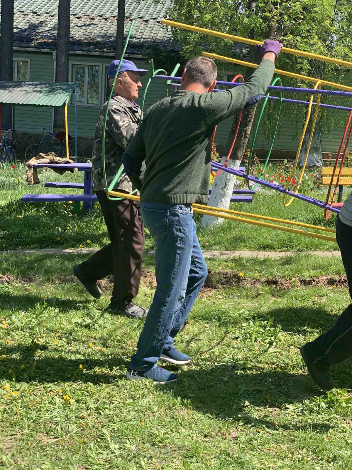 Фото без опису