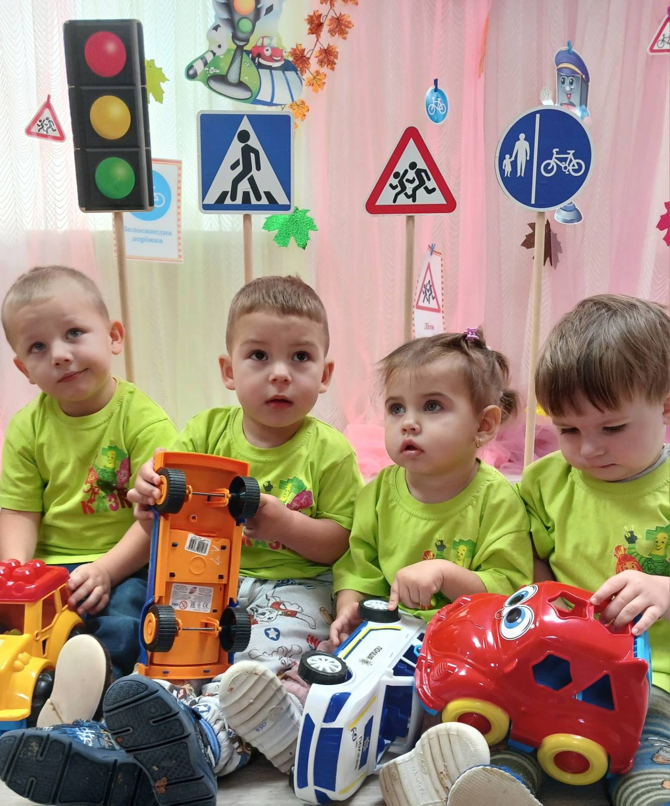 Фото без опису