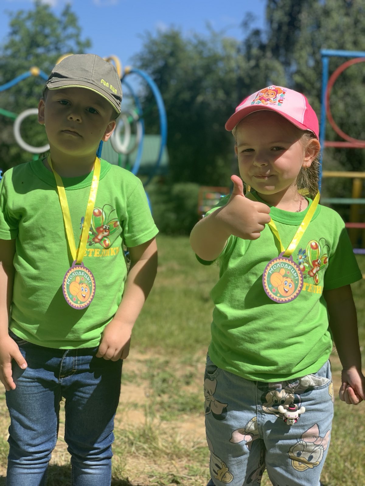 Фото без опису