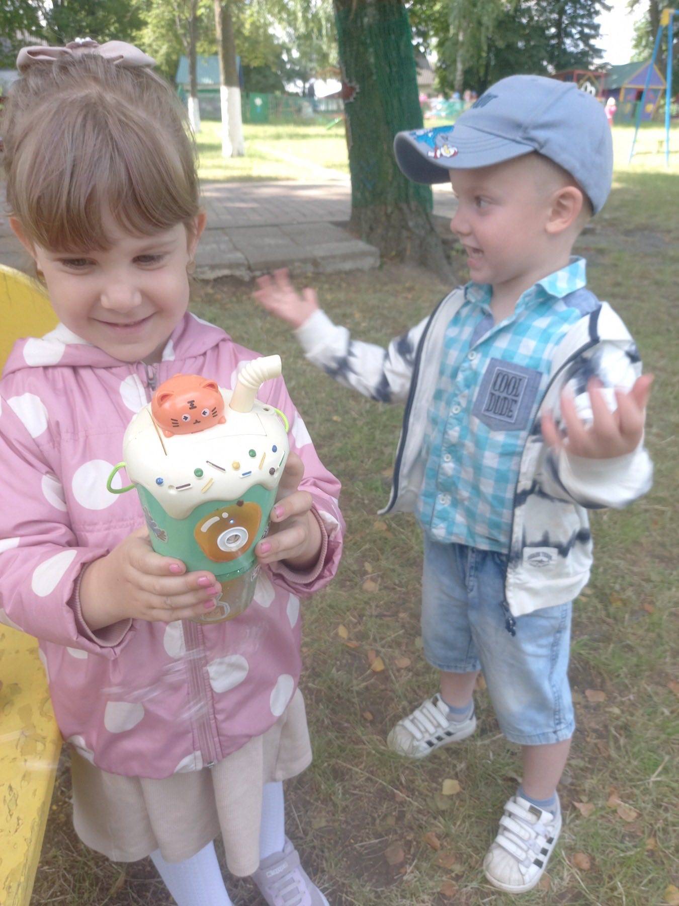 Фото без опису