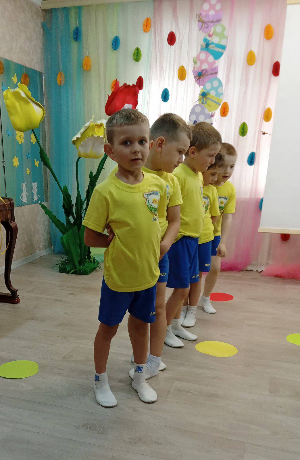 Фото без опису