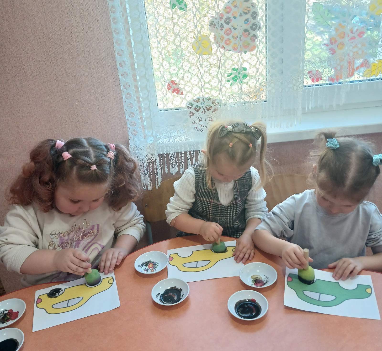 Фото без опису