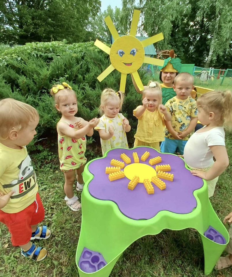 Фото без опису