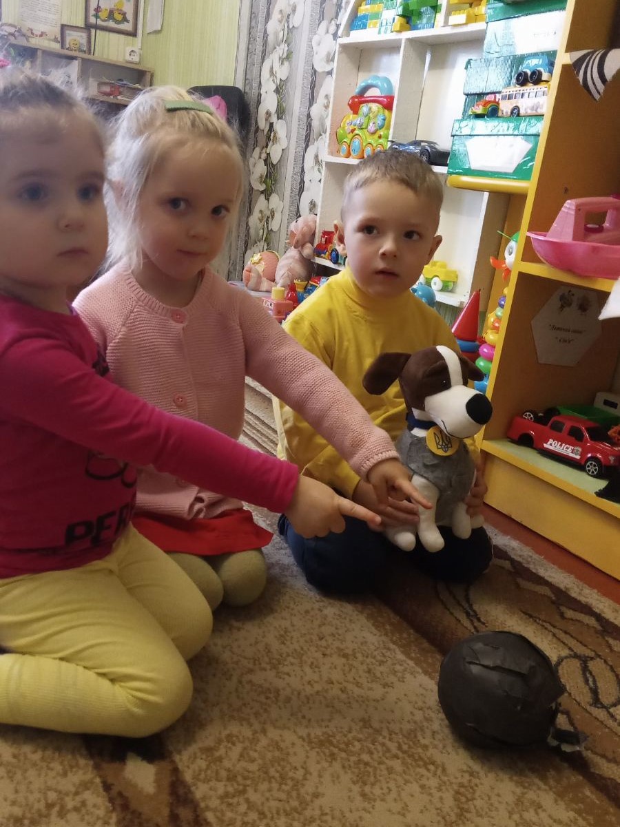 Фото без опису