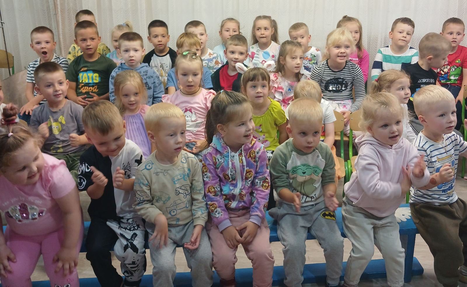 Фото без опису