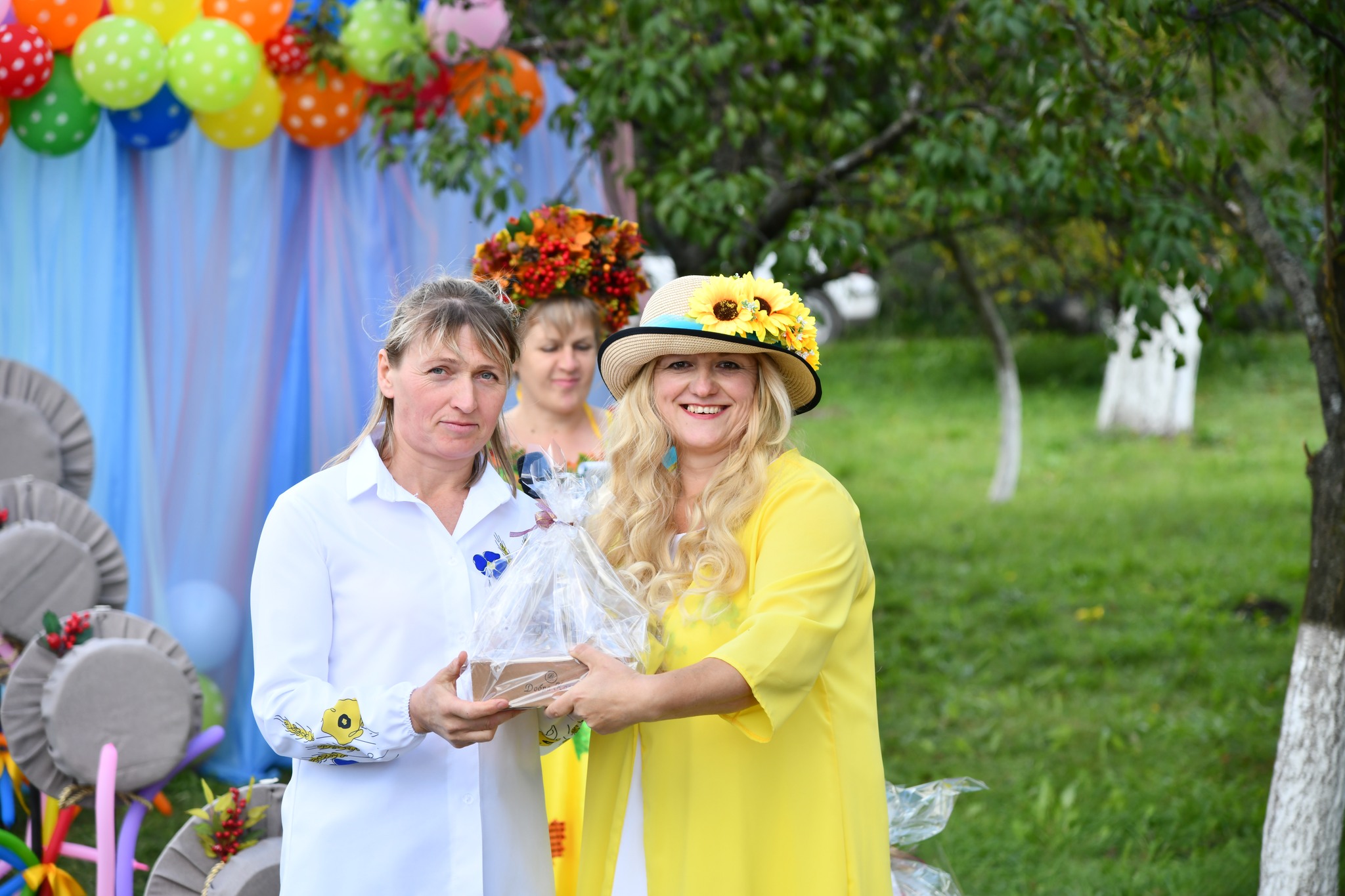 Фото без опису