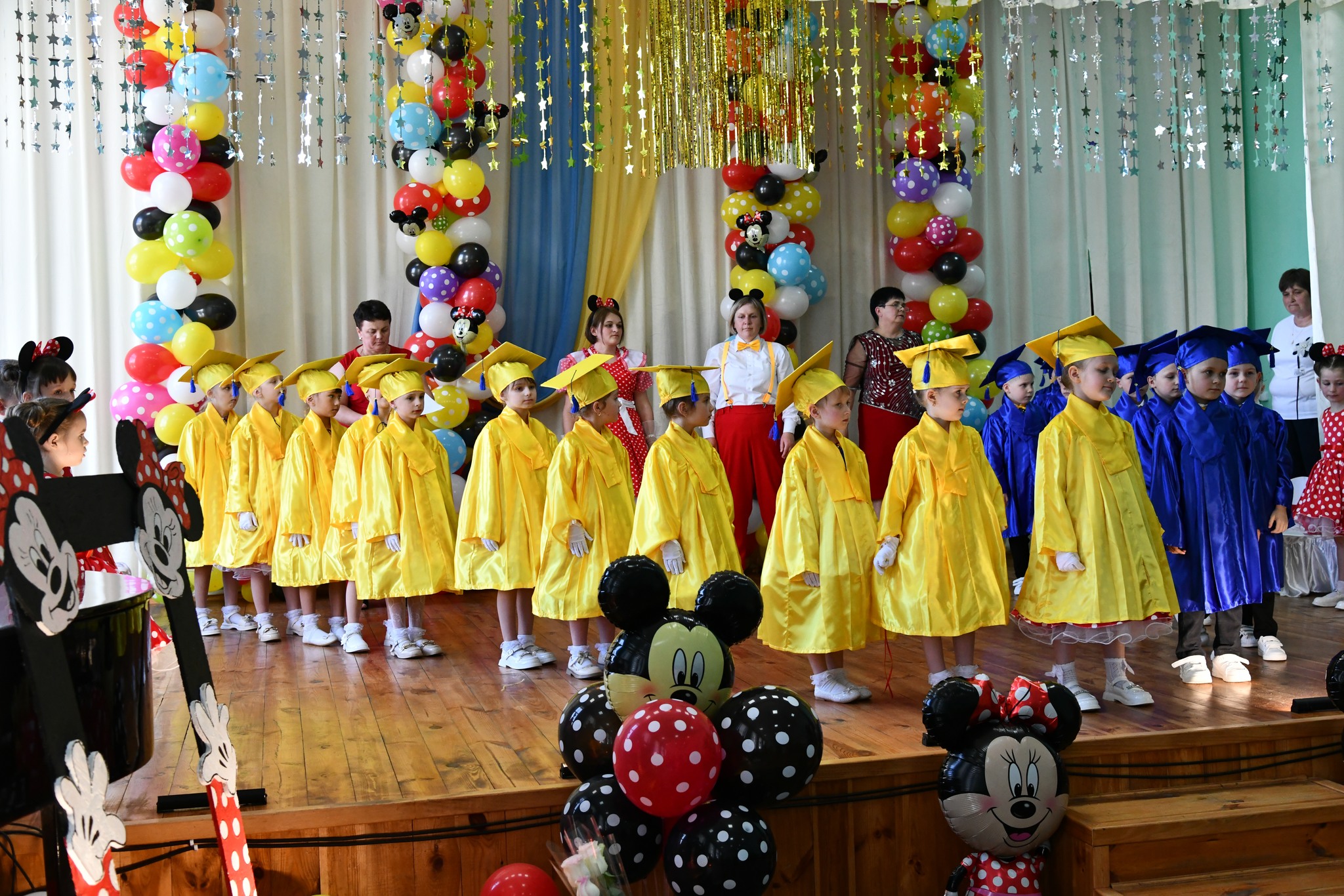 Фото без опису