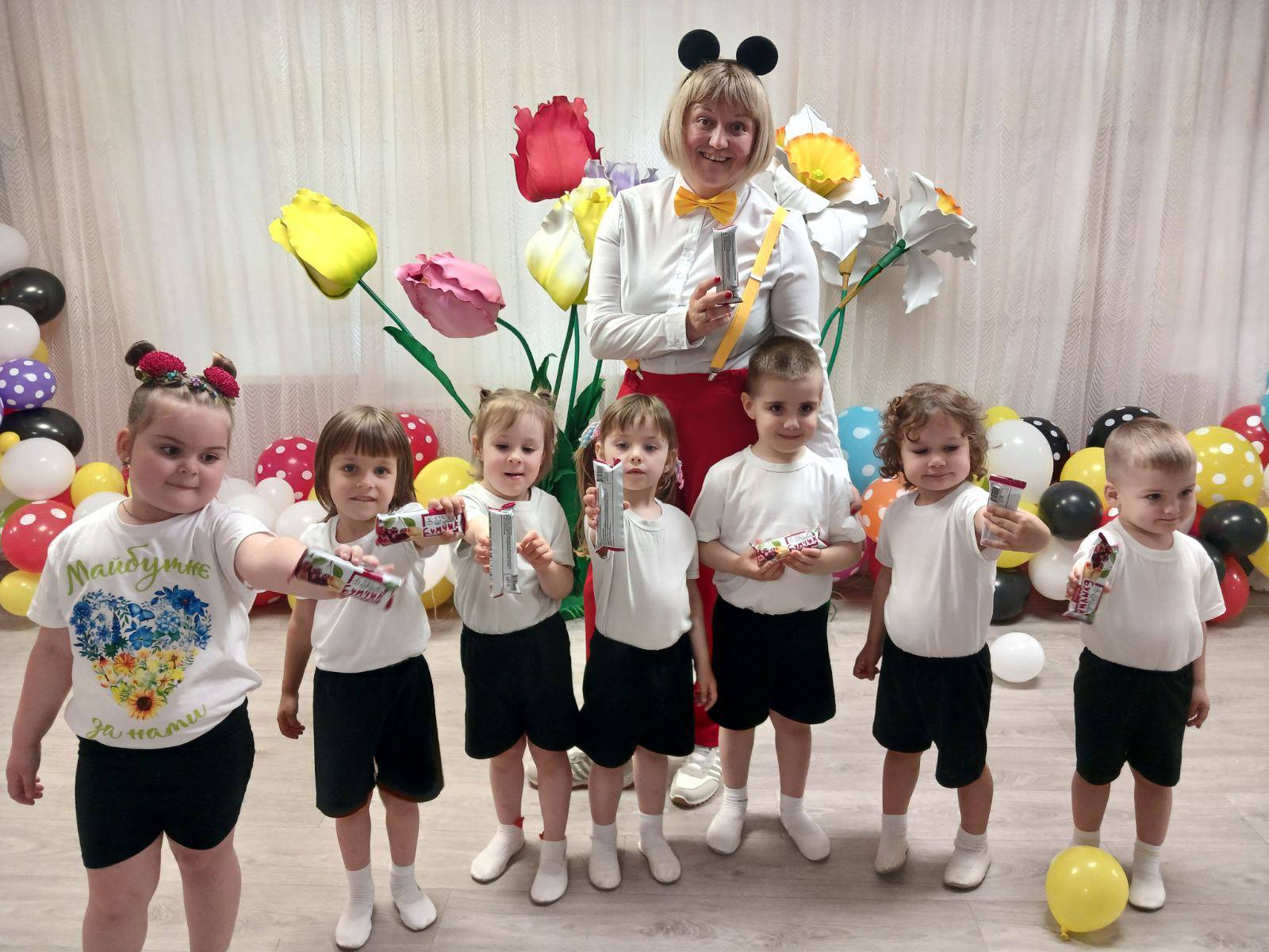 Фото без опису