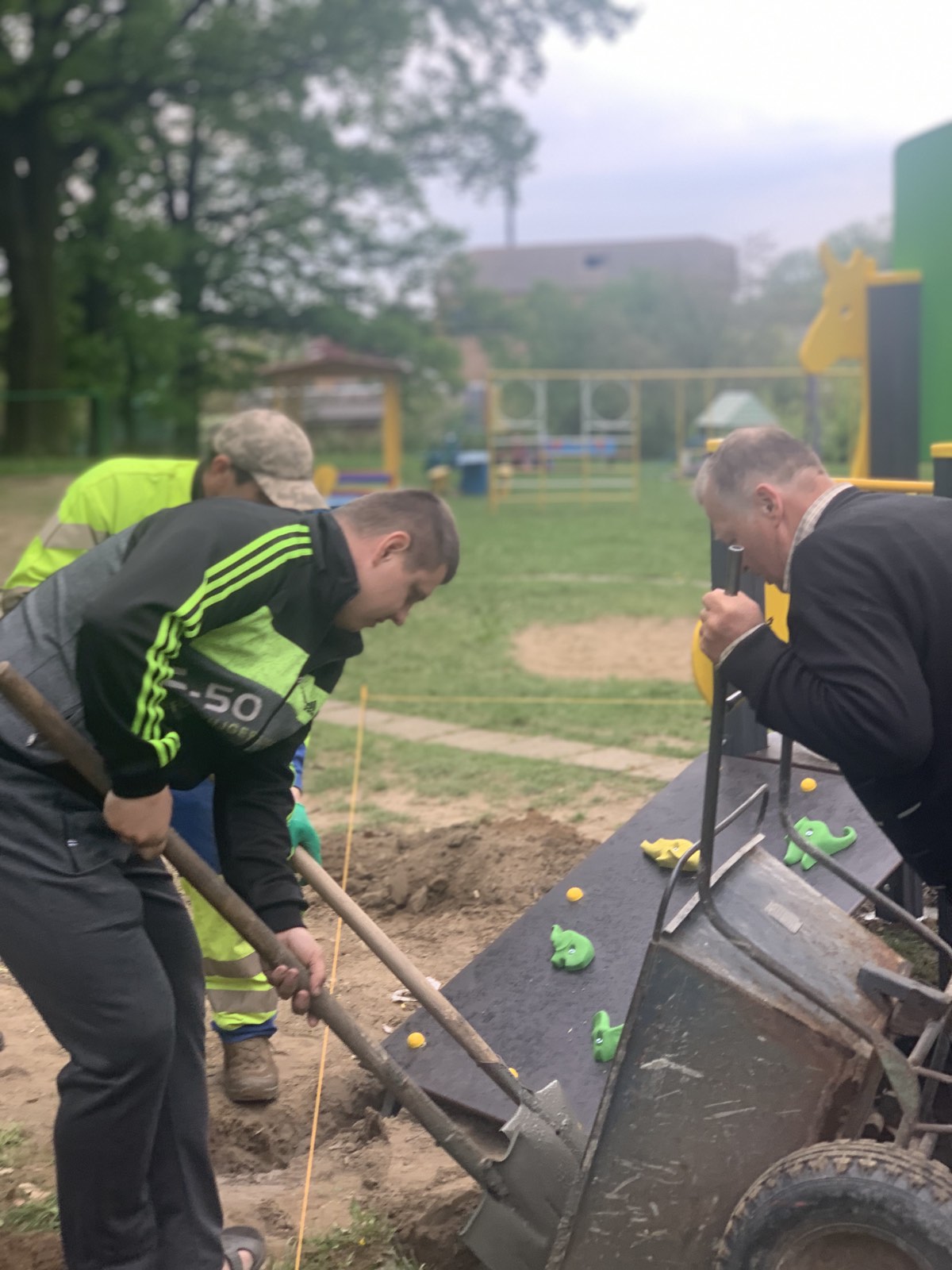 Фото без опису