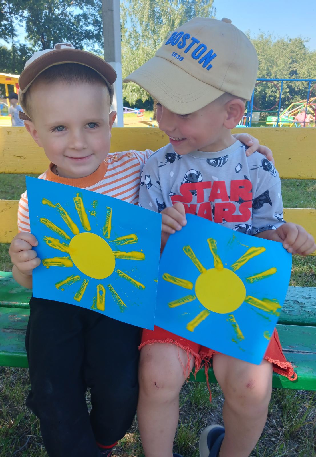 Фото без опису