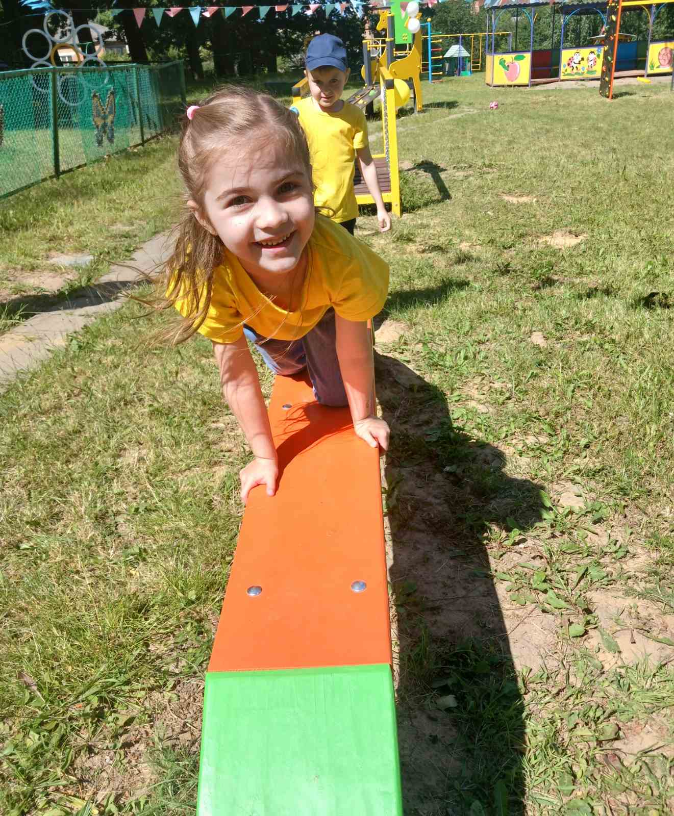 Фото без опису