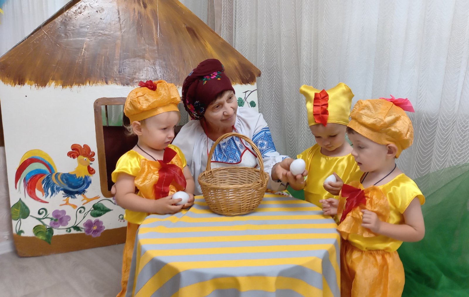 Фото без опису