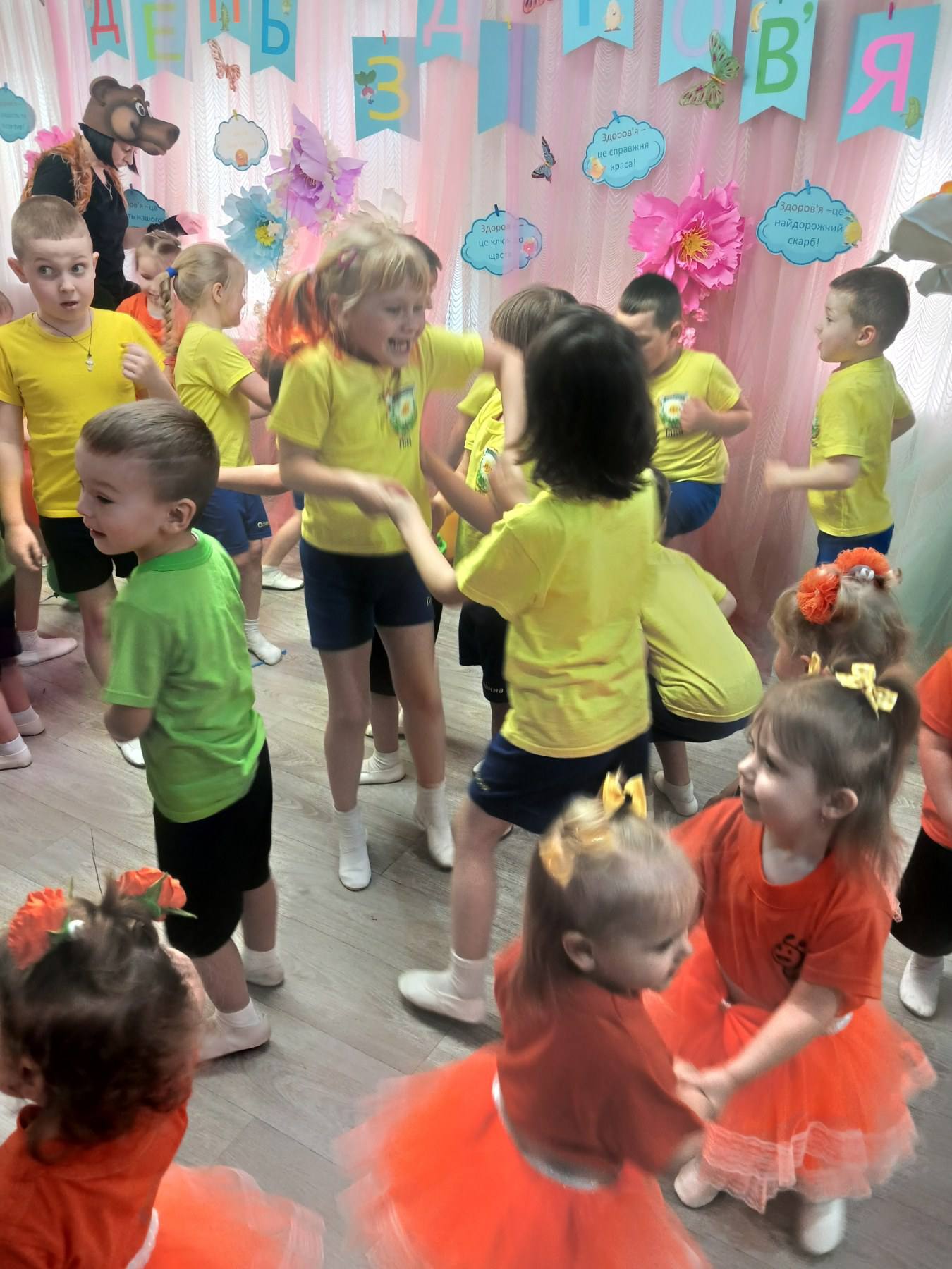 Фото без опису