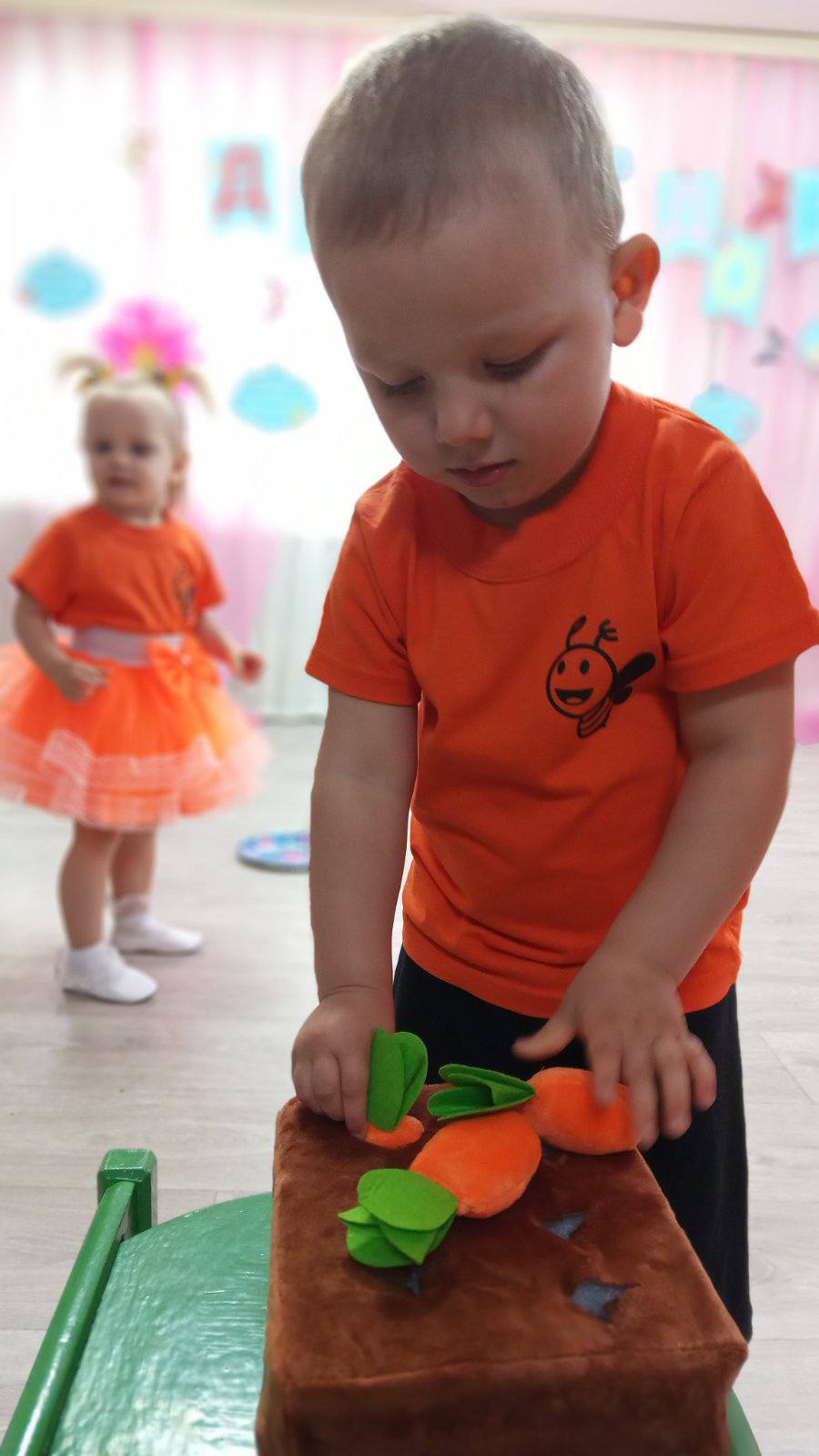 Фото без опису