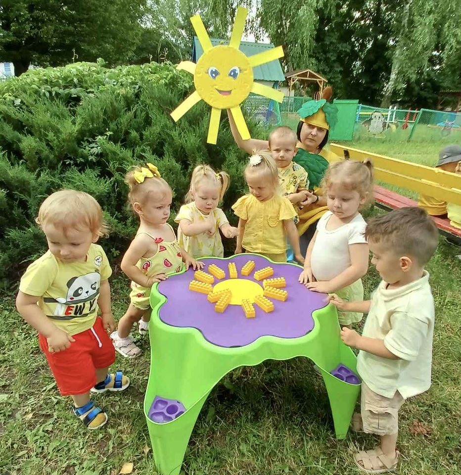 Фото без опису