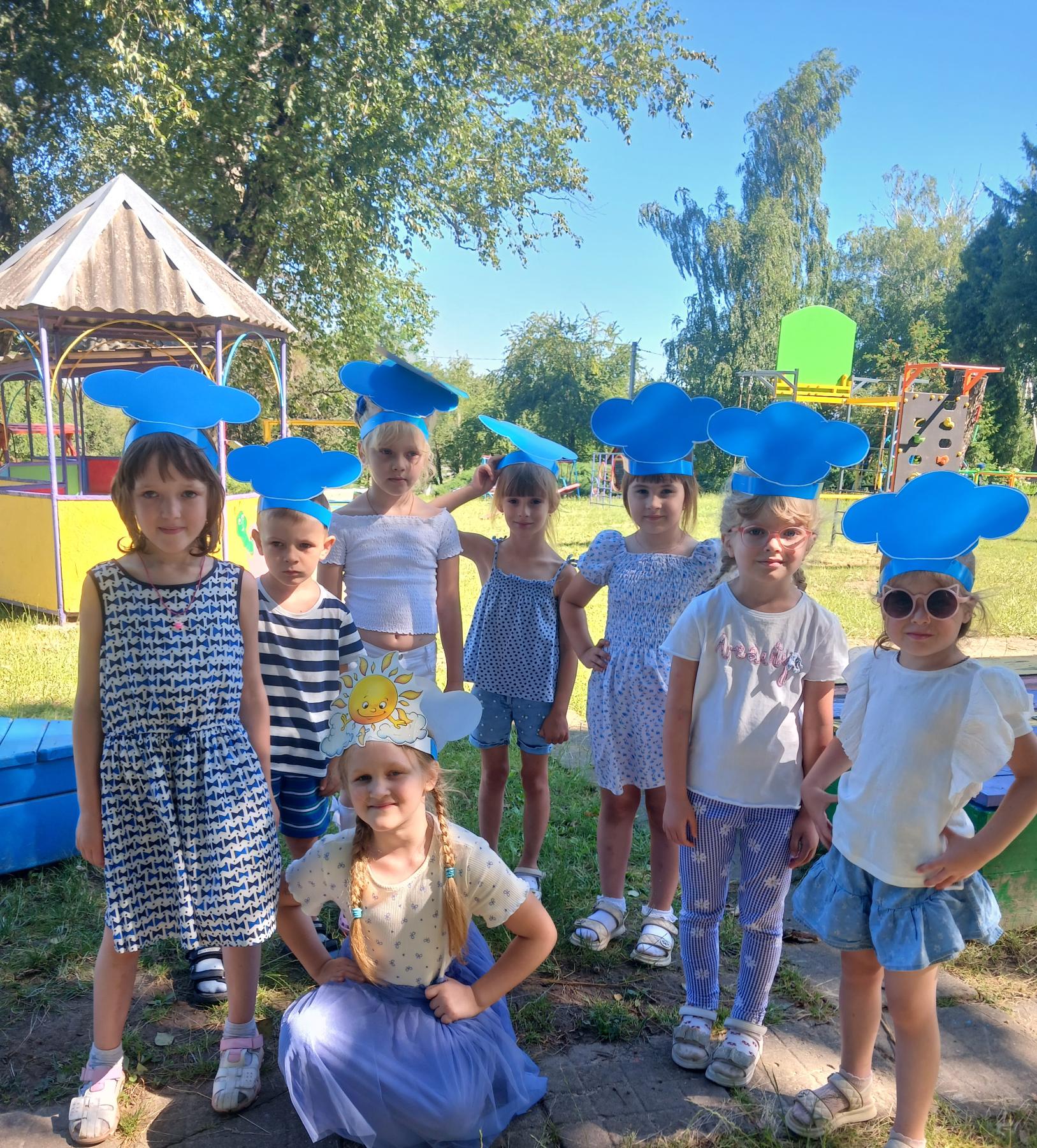 Фото без опису