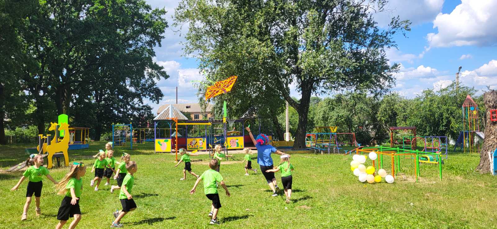 Фото без опису