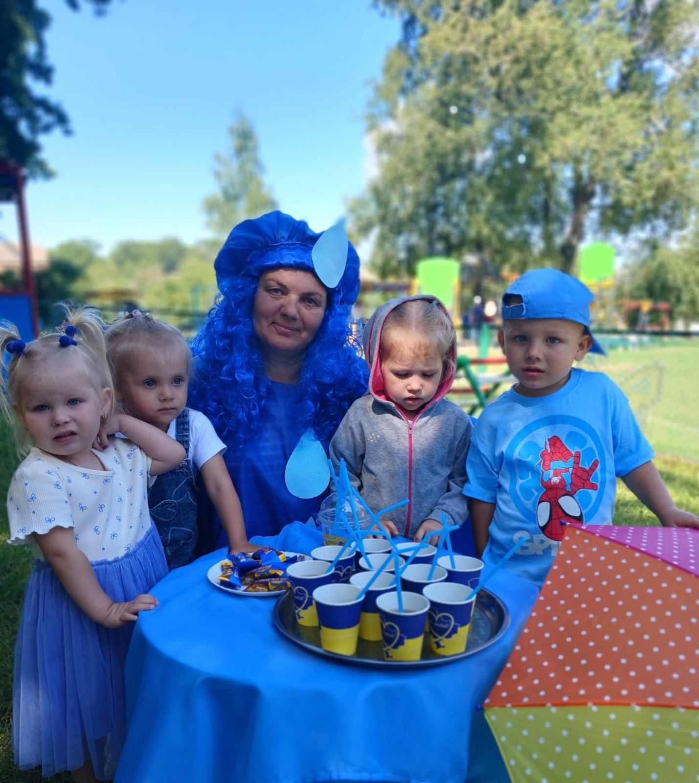 Фото без опису