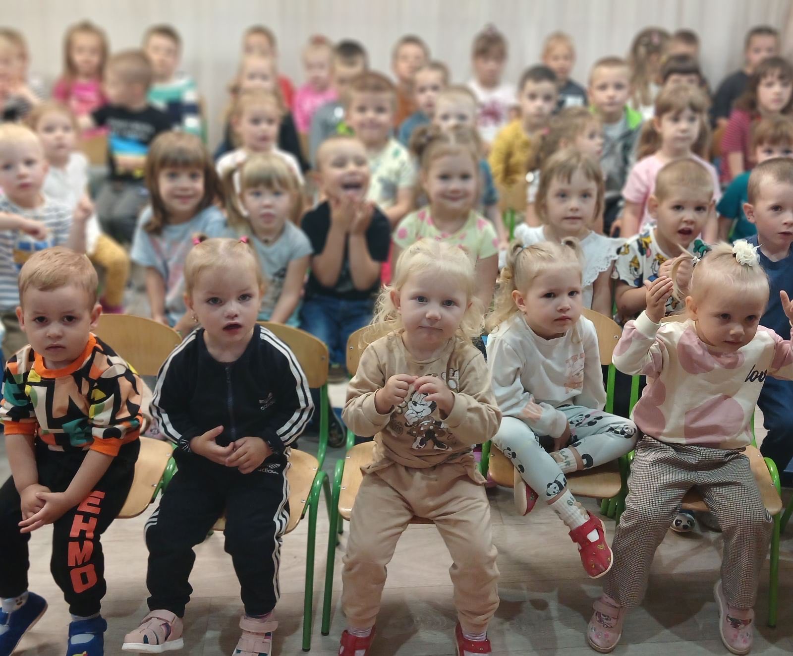 Фото без опису