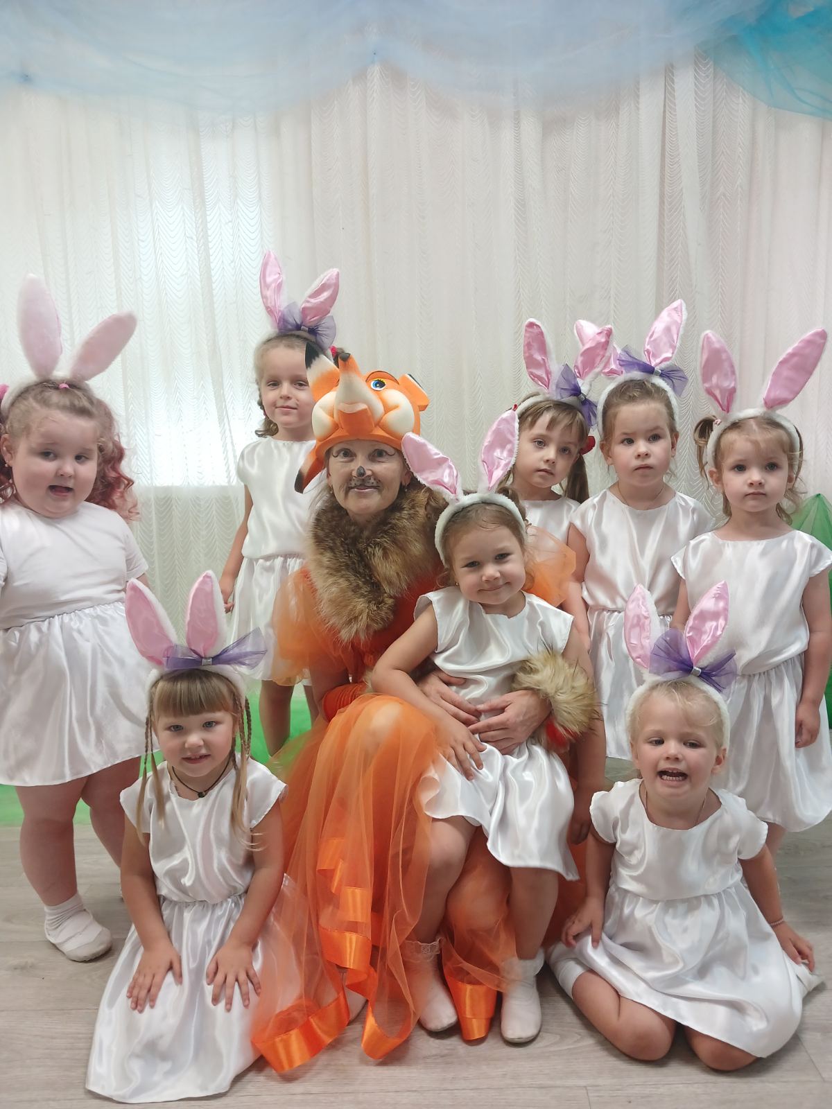 Фото без опису