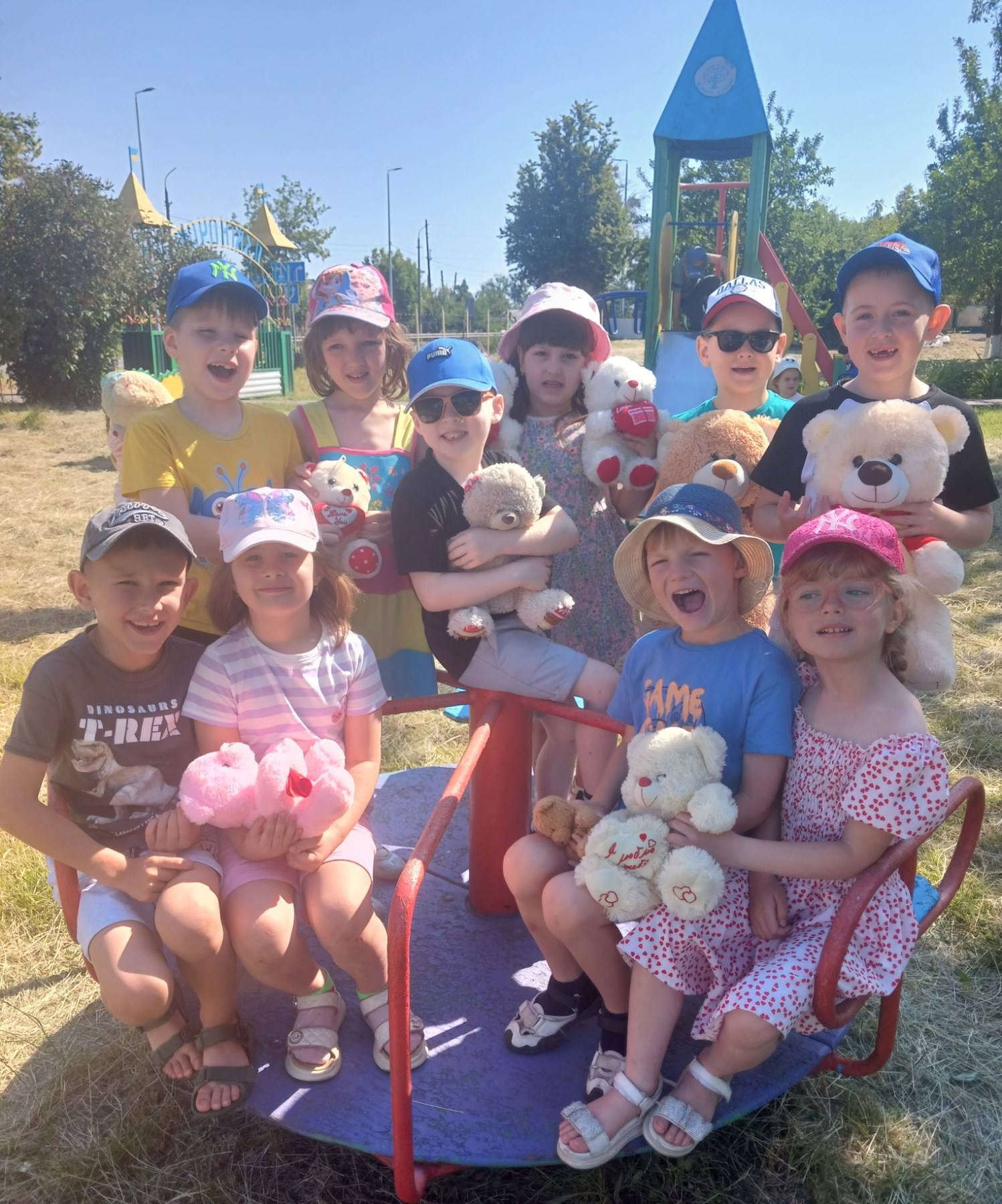 Фото без опису