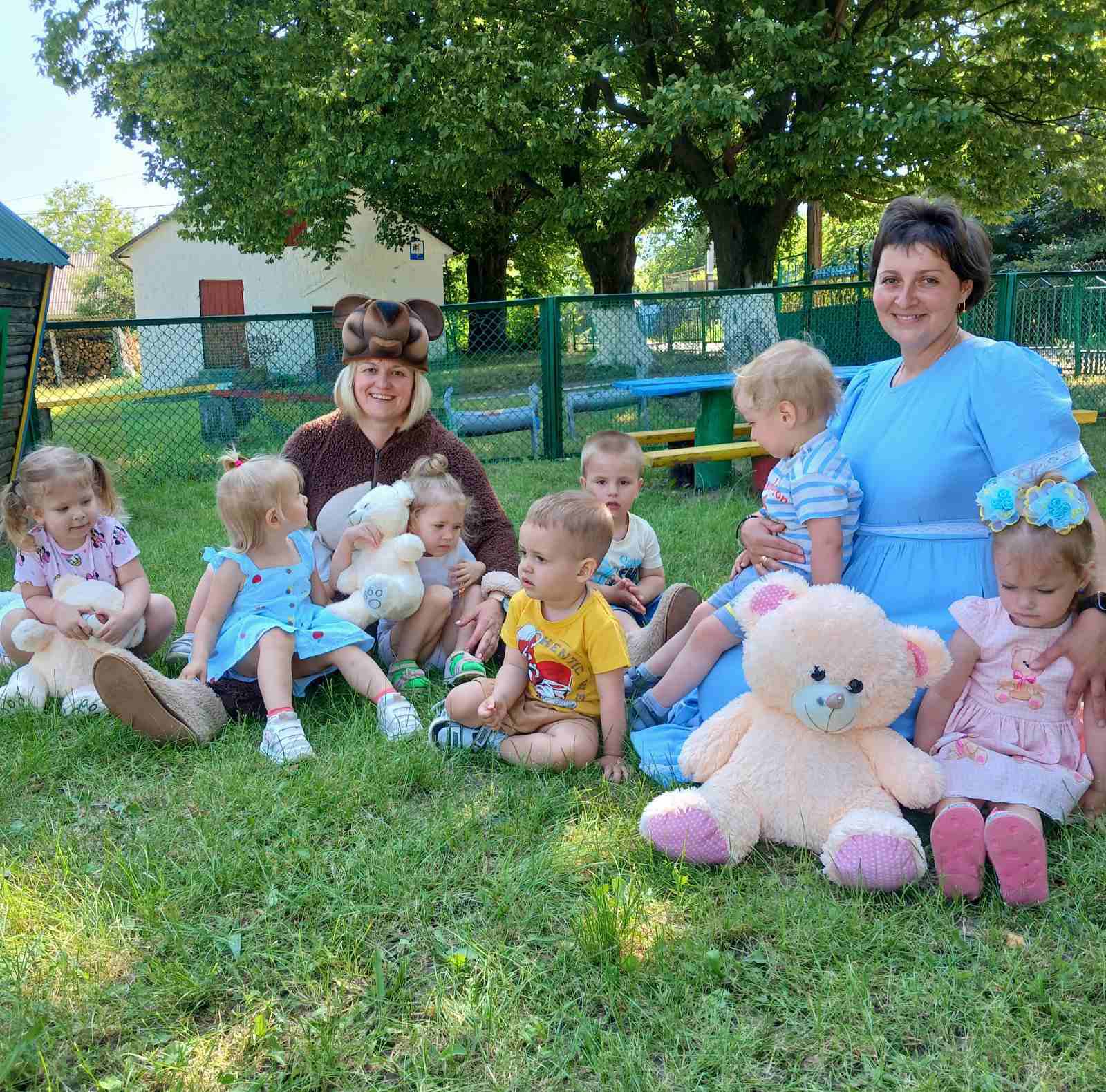 Фото без опису