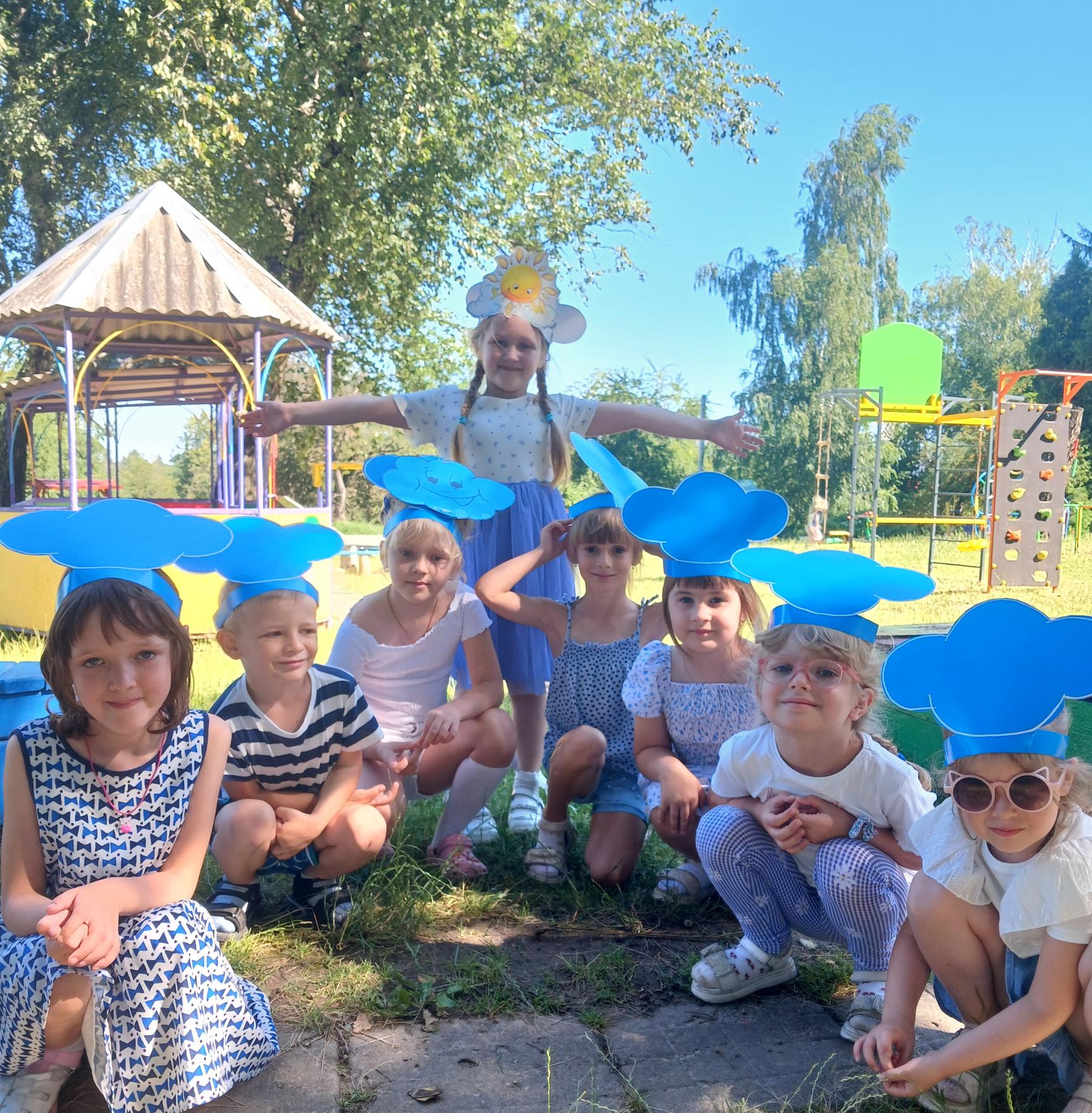 Фото без опису