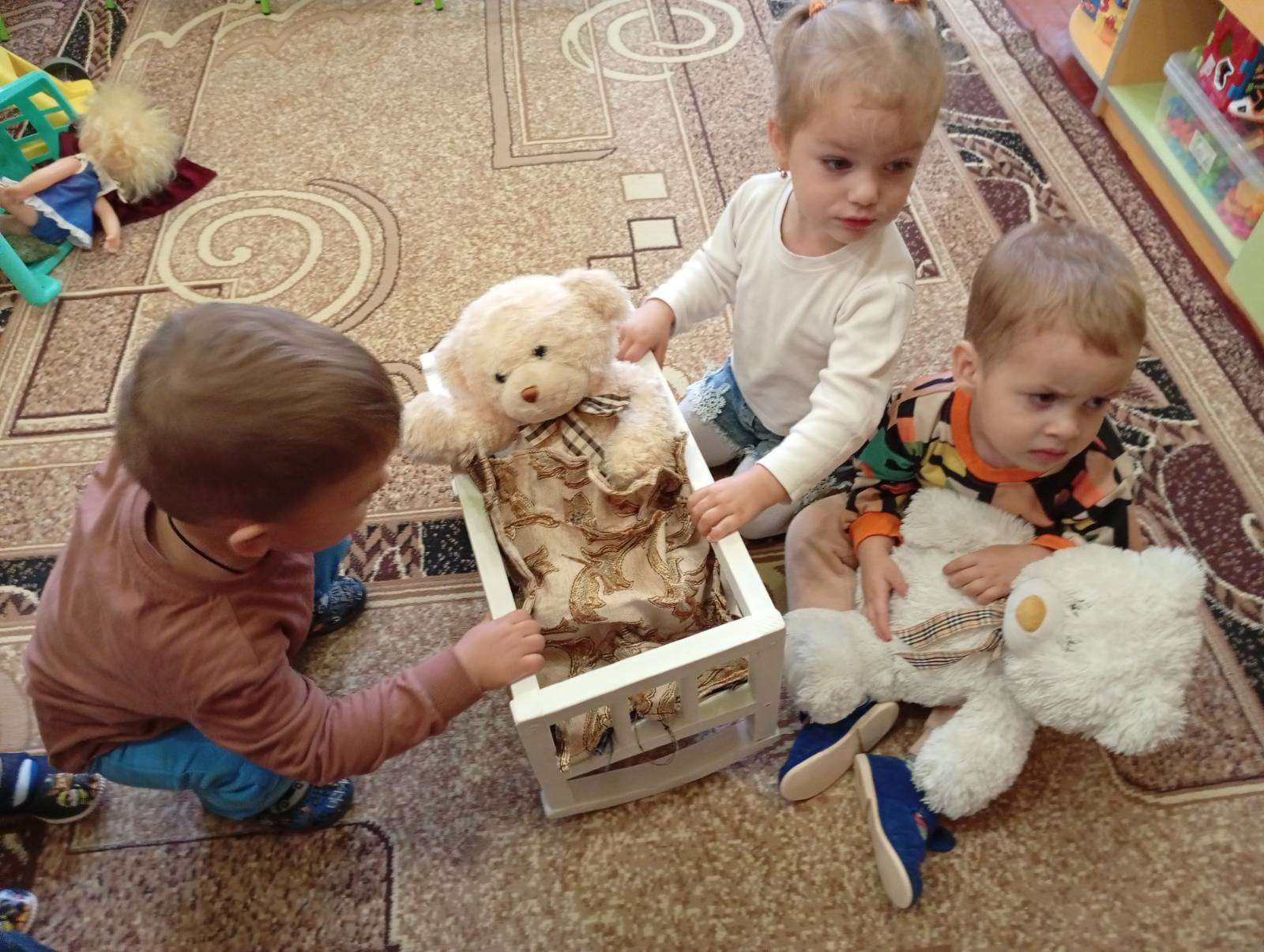 Фото без опису