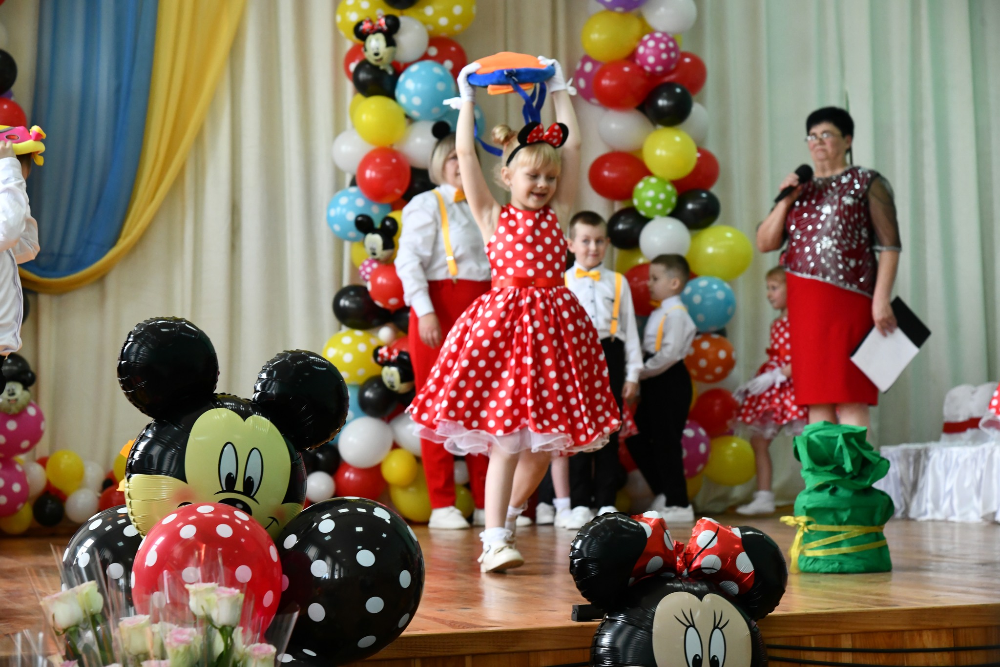 Фото без опису