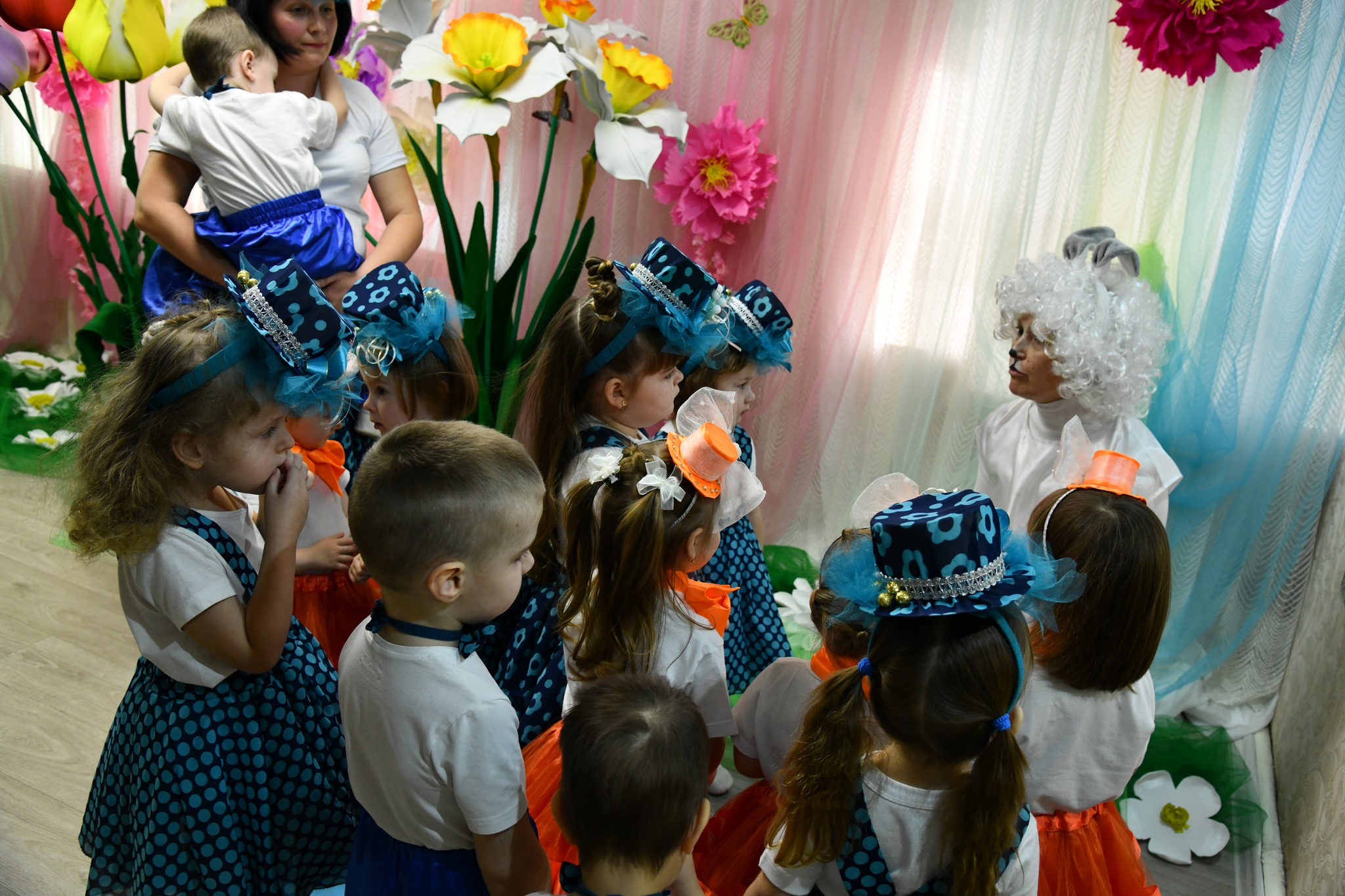 Фото без опису