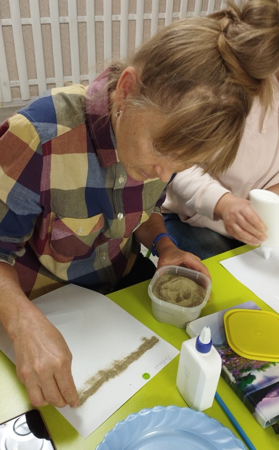 Фото без опису