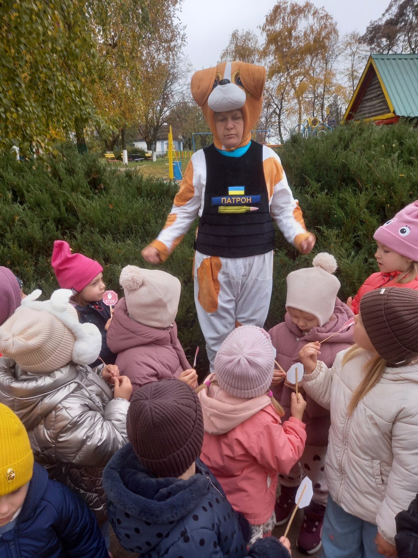 Фото без опису