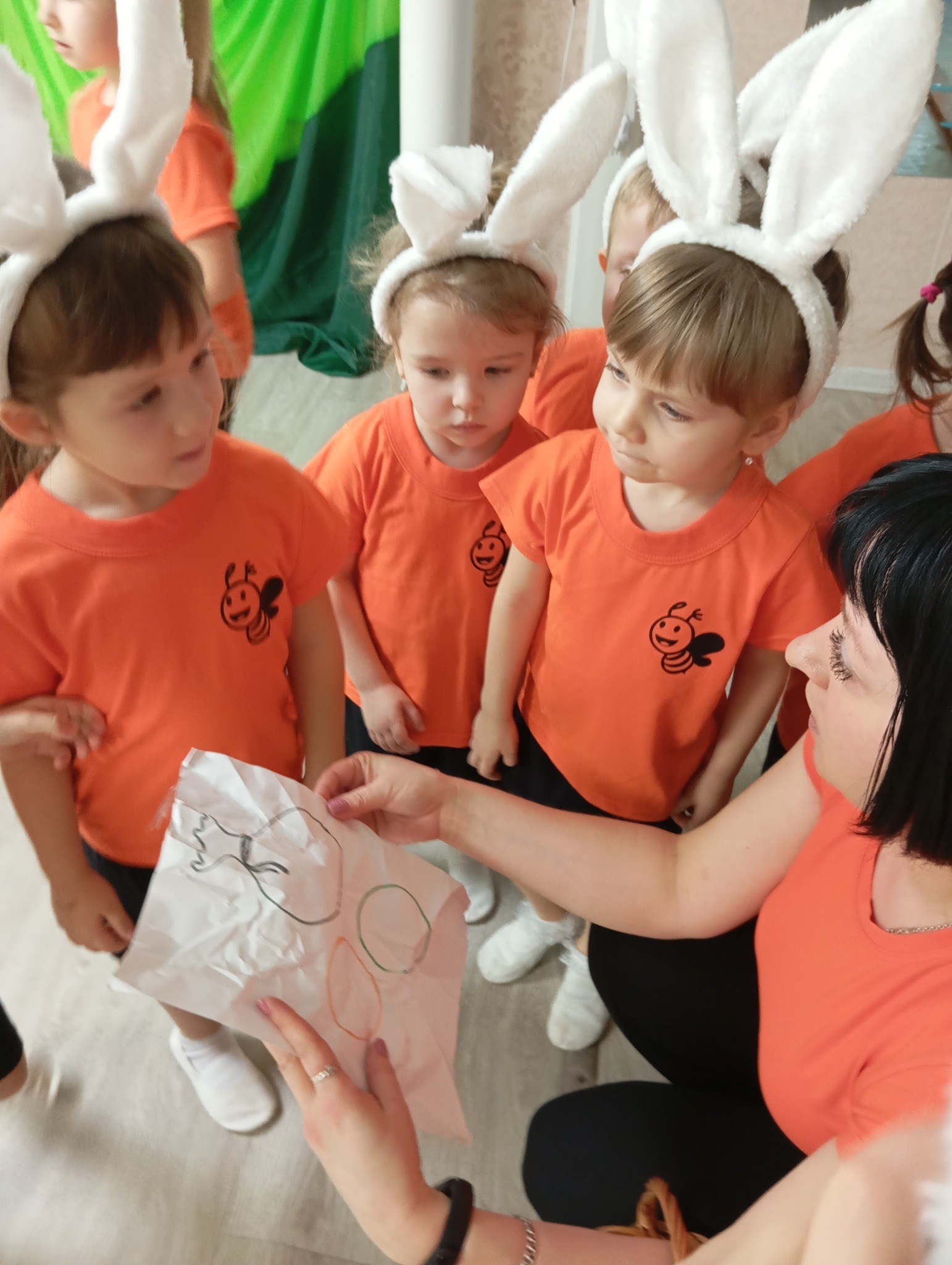 Фото без опису