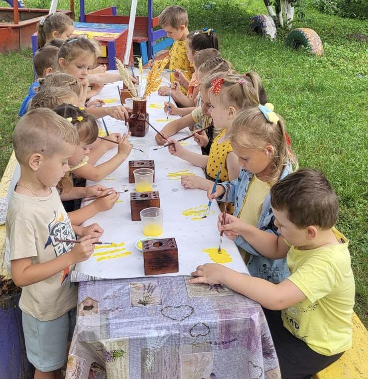 Фото без опису