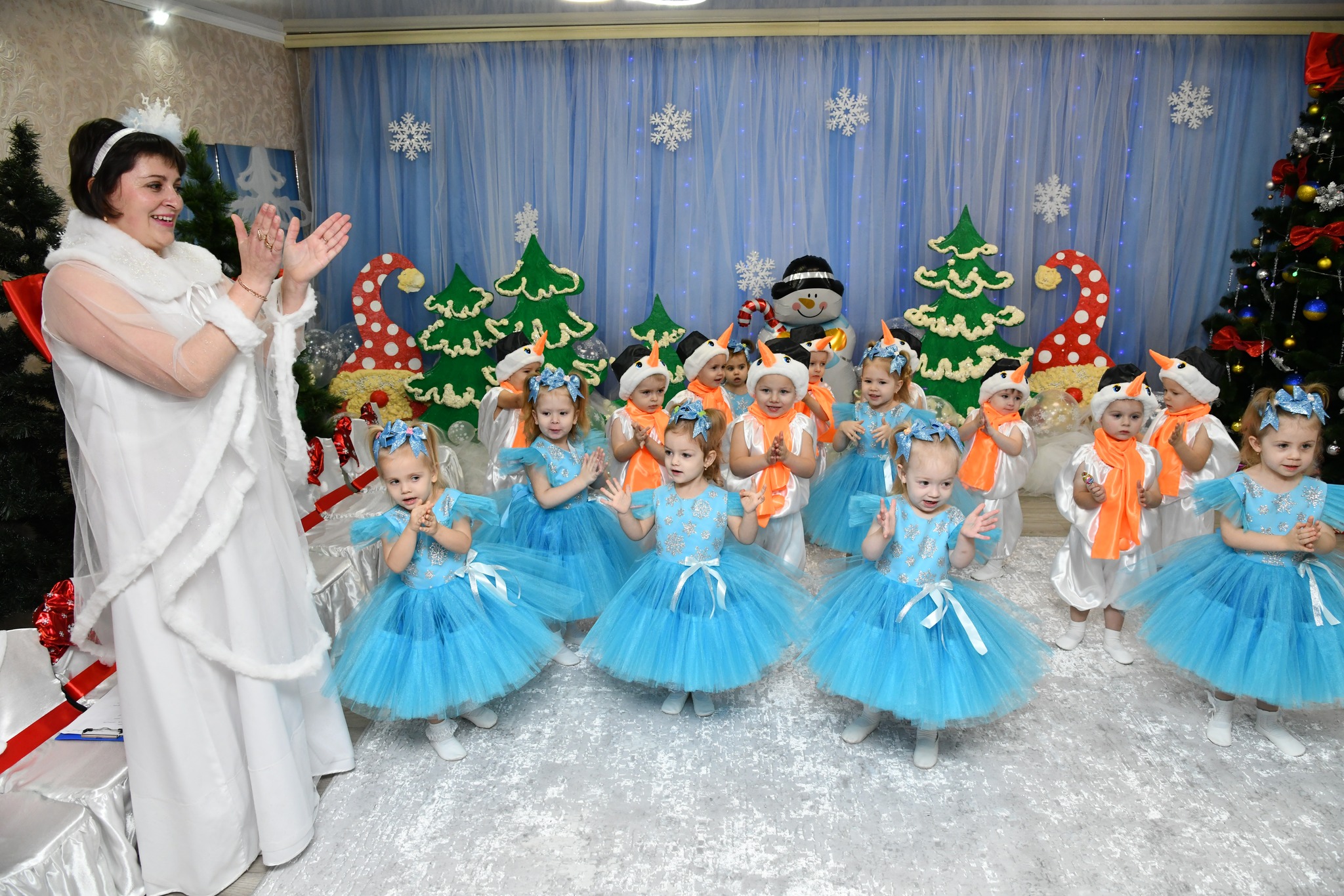 Фото без опису