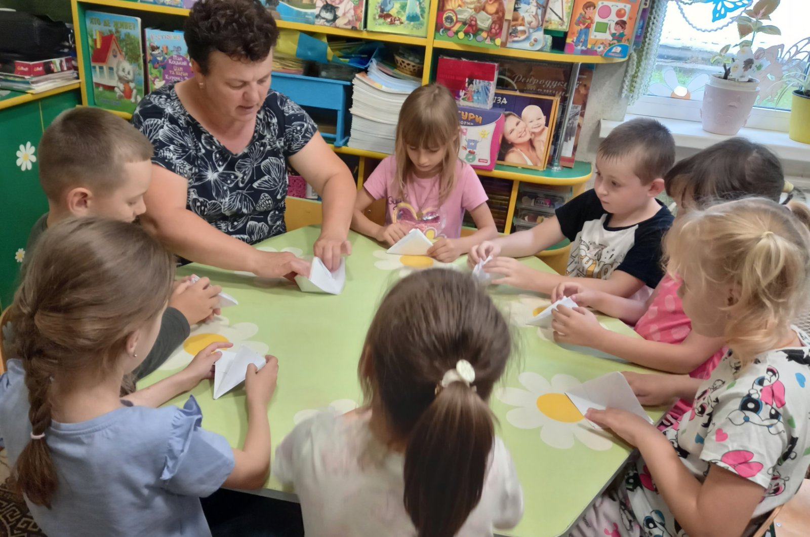 Фото без опису