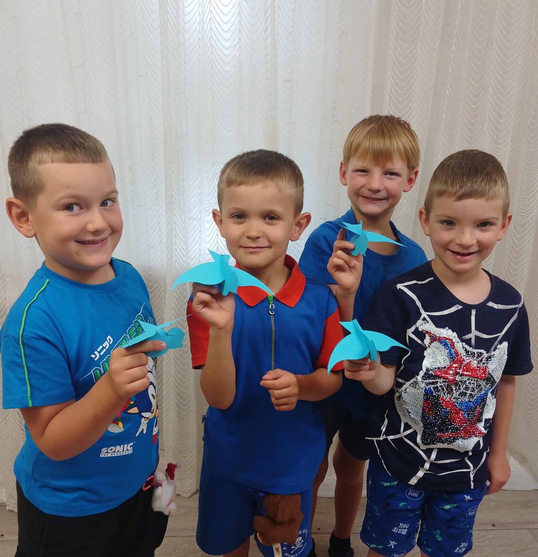 Фото без опису