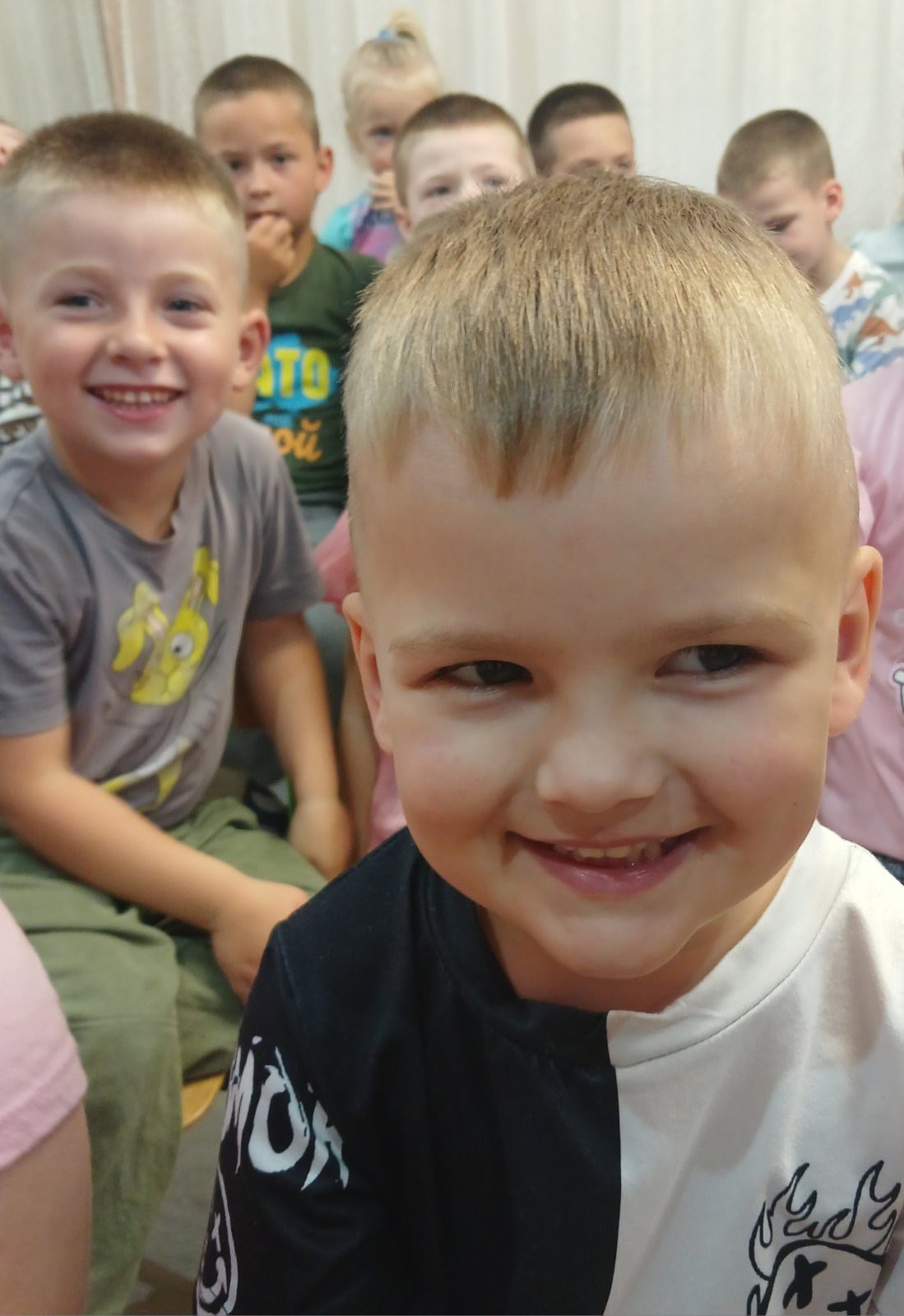 Фото без опису