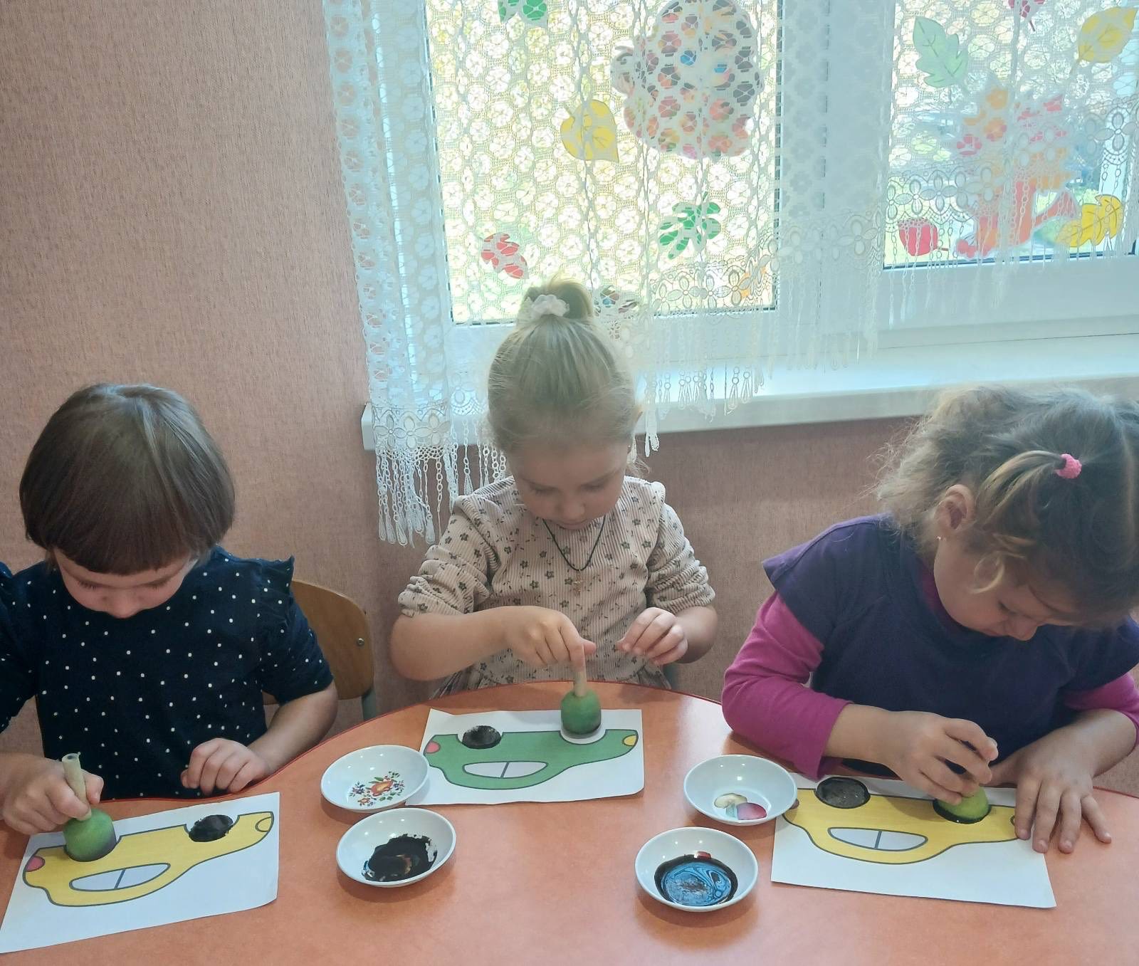 Фото без опису